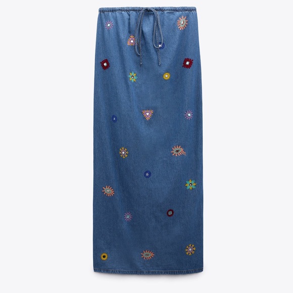 NWT Embroidered MIDI Denim Dress - 3798/002 - Picture 14 of 16